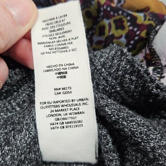 Free People Top Small Gray Thermal Waffle Knit Scarf Sleeves Oversized Boho - Picture 8 of 11